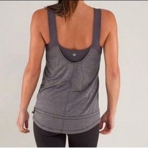 Lululemon size 8 built in bra euc